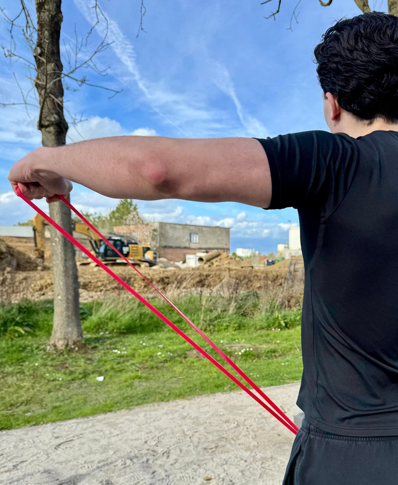 Entraînement Peak Performance avec élastique